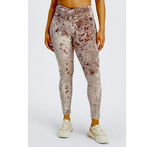 New with tags Fabletics high waisted crushed Velour crossover leggings size MD